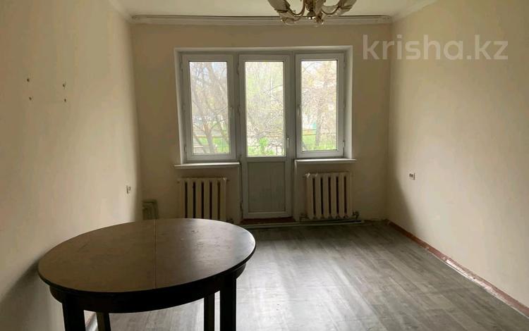 2-комнатная квартира, 57 м², 2/4 этаж помесячно, Бокина