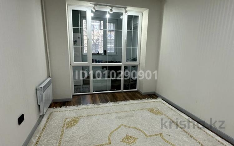 3-комнатная квартира · 70 м² · 1/5 этаж, 12-й мкр 21а за 30 млн ₸ в Актау — фото 2
