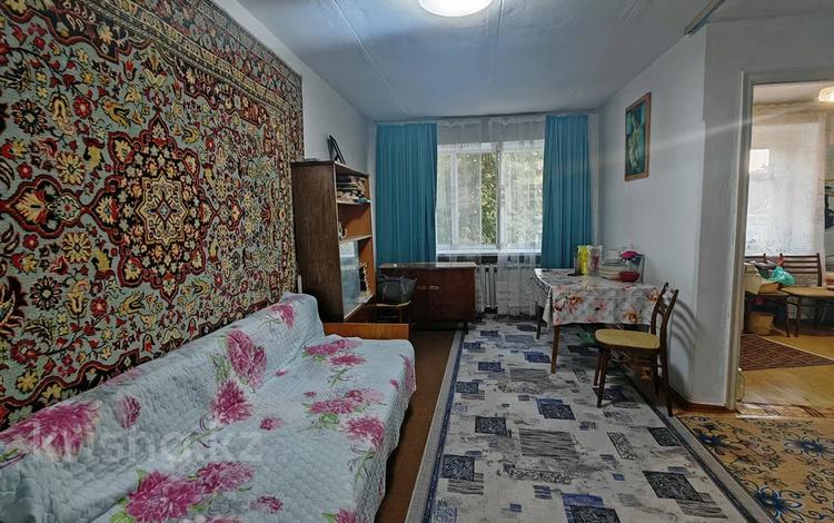 2-комнатная квартира · 44 м² · 3/5 этаж, некрасова за 8.8 млн ₸ в Актобе, мкр. Курмыш — фото 2