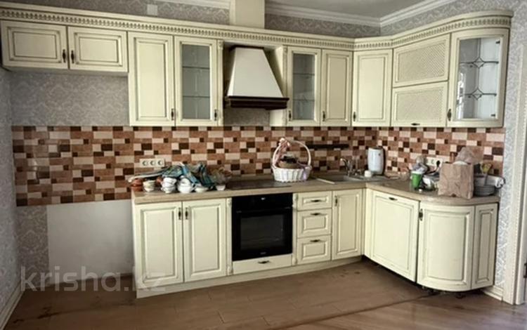 Часть дома · 4 комнаты · 120 м² · 3 сот., Ханшайым Суйинбике 7 за 130 млн ₸ в Астане, Есильский р-н — фото 2