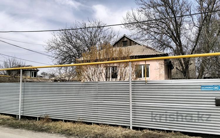 Отдельный дом · 10 комнат · 110 м² · 9 сот., мкр Коккайнар, Басаркабыз 44 за 70 млн ₸ в Алматы, Алатауский р-н — фото 2