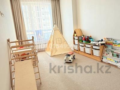 4-бөлмелі пәтер · 125 м² · 6/9 қабат, Мангилик Ел 68, бағасы: 1.1 млн ₸ в Астане, Есильский р-н