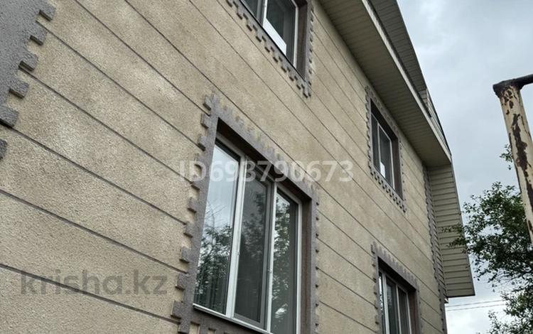 Отдельный дом • 4 комнаты • 230 м² • 8 сот., Тасыбекова 8 за 69.5 млн 〒 в Казцик — фото 2