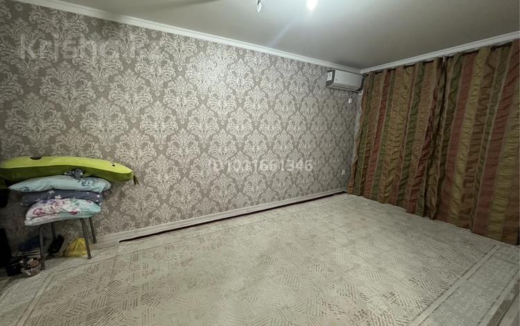 1-комнатная квартира · 30.3 м² · 5/5 этаж, мкр 5 116 — Есет батыр-Абая за 10.5 млн ₸ в Актобе — фото 2