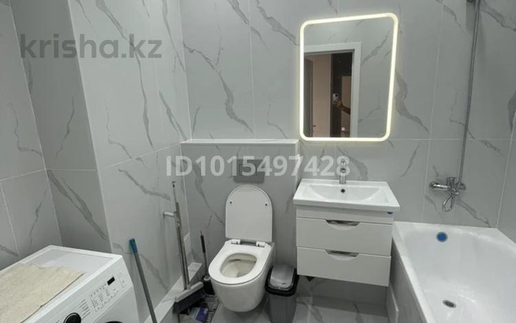 2-бөлмелі пәтер · 57 м² · 4/16 қабат, мкр Шымсити, Квартал 189 363 — Турция көесі мен Алатау көшесі қиылысы, бағасы: 200 000 ₸ в Шымкенте, Абайский р-н — фото 2