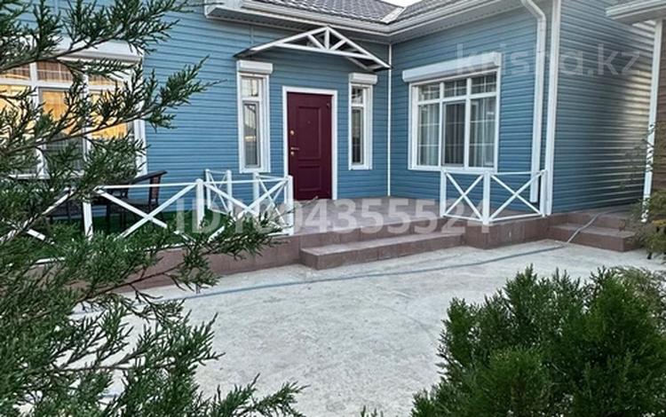 Отдельный дом · 5 комнат · 180 м² · 8 сот., мкр Балауса, Шакен Ниязбеков — Бывшая 31 улица за 65 млн 〒 в Атырау — фото 2