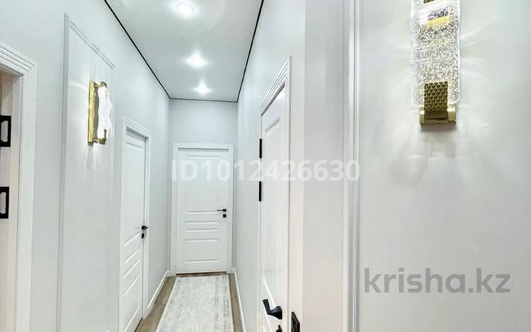 3-бөлмелі пәтер · 95 м² · 9/11 қабат, Куаныша Толеметова 50/17 — Төлеметова Отегенова, бағасы: 48.5 млн ₸ в Шымкенте, Абайский р-н — фото 2
