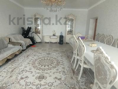 Отдельный дом · 7 комнат · 375 м² · 8 сот., Жибек Жолы 6 за 52 млн 〒 в Экибастузе