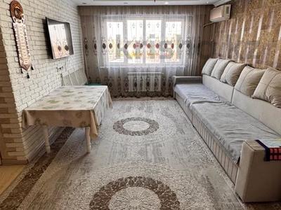2-бөлмелі пәтер · 54 м², мкр Аксай, Б. Момышулы 25, бағасы: 43 млн ₸ в Алматы, Ауэзовский р-н