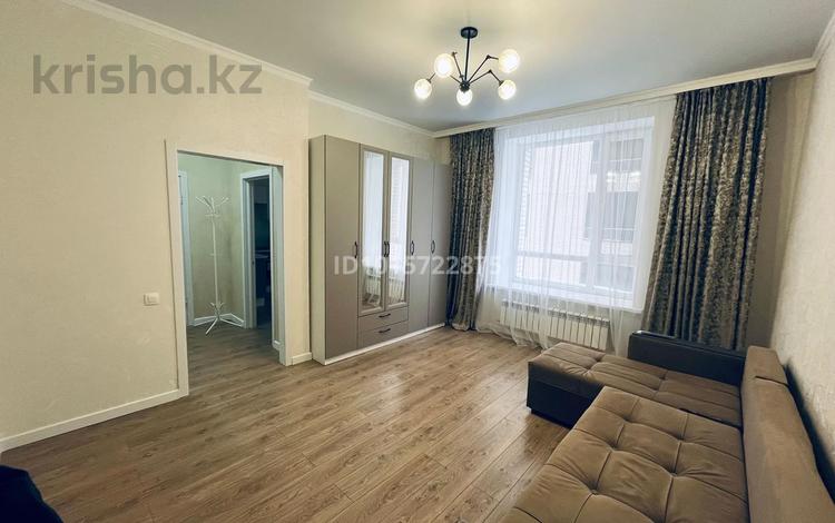 1-комнатная квартира · 40 м² · 5/12 этаж, Туран 46/6 за 250 000 ₸ в Астане, Есильский р-н — фото 2