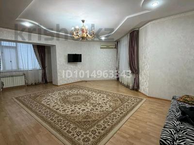 3-бөлмелі пәтер · 108 м² · 3/6 қабат, 12 ш/а. — шафран, бағасы: 32 млн ₸ в Актобе, мкр 12