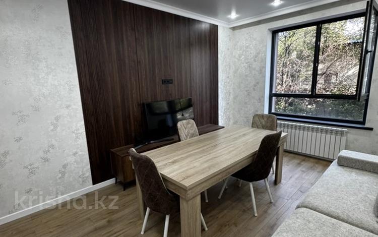 2-комнатная квартира · 60 м² · 2/7 этаж, мкр Томирис, Рыскулова 103/6 за 250 000 ₸ в Алматы, Алатауский р-н — фото 2