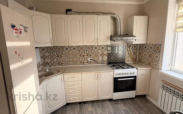 2-бөлмелі пәтер · 57 м² · 5/5 қабат, 17-ш/а. 92, бағасы: 16 млн ₸ в Актау, 17-й мкр — фото 2