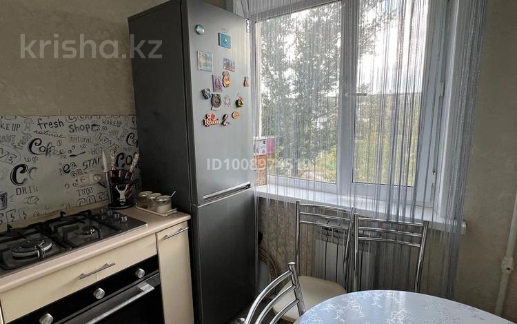 3-бөлмелі пәтер · 47 м² · 3/5 қабат, 3-микрорайон 40, бағасы: 14.5 млн ₸ в Абае — фото 3