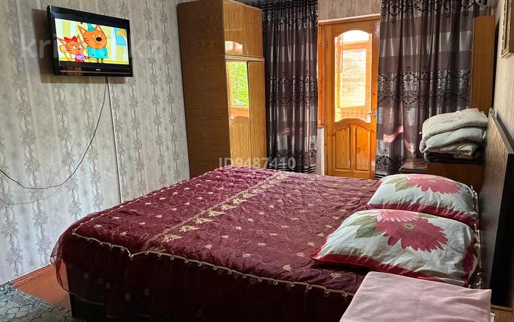 1-комнатная квартира · 40 м² · 2/5 этаж, Мкр 17 3а — Шаяхметова за 12 000 ₸ в Шымкенте, Енбекшинский р-н — фото 32