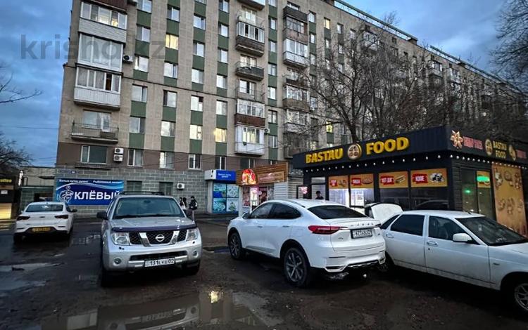 2-комнатная квартира · 44 м² · 5/9 этаж, мкр Новый Город, Ермекова 62 за 16.5 млн ₸ в Караганде, Казыбек би р-н — фото 13