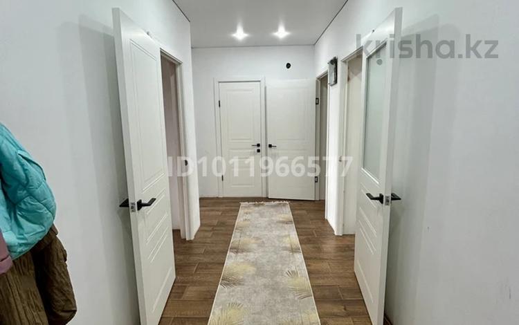 3-бөлмелі пәтер · 90 м² · 5/5 қабат, мкр. Алтын орда, Микрорайон Батыс-2, бағасы: 28 млн ₸ в Актобе — фото 2