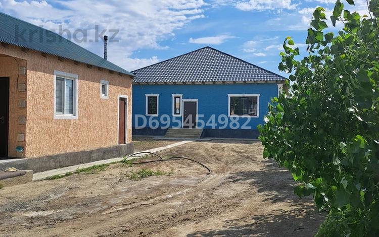 Отдельный дом • 4 комнаты • 224 м² • 9 сот., мкр Жулдыз-2, Караш Калиев 70 за 39 млн 〒 в Атырау, мкр Жулдыз-2 — фото 2