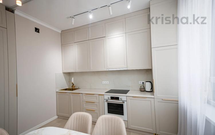 3-комнатная квартира · 105 м² · 12/16 этаж, Ракымжан Кошкарбаев 54 за 65 млн ₸ в Астане, Сарайшык р-н — фото 2