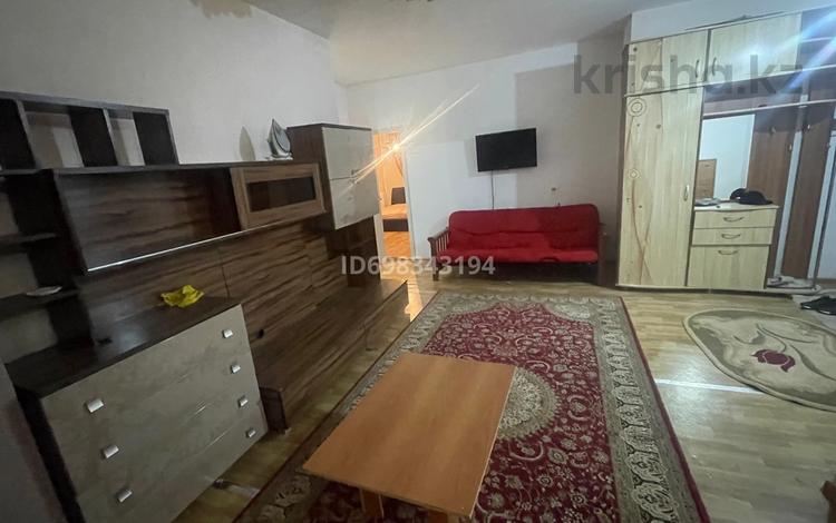 3-комнатная квартира · 70 м² · 9/14 этаж, Карталинская 18/1 за 250 000 ₸ в Астане, Сарыарка р-н — фото 2