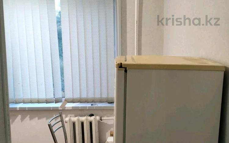 1-комнатная квартира · 33 м² · 2/5 этаж, Майкудук, Майкудук, 14й микрорайон за 7 млн ₸ в Караганде, Алихана Бокейханова р-н — фото 2