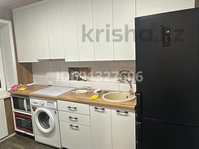 3-комнатная квартира · 57 м² · 5/6 этаж, мкр Юго-Восток, 27й микрорайон 22 за 21 млн 〒 в Караганде, Казыбек би р-н