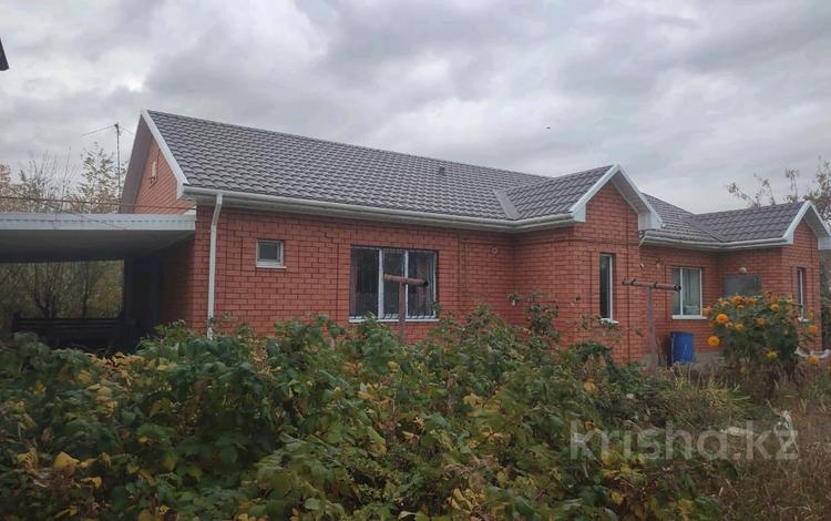 Отдельный дом · 5 комнат · 200 м² · 12 сот., мкр Жилгородок 70 за 85 млн 〒 в Актобе — фото 2