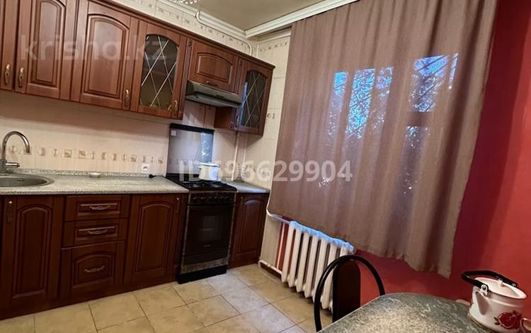 2-бөлмелі пәтер · 50 м² · 1/9 қабат, мкр 12 50, бағасы: 170 000 ₸ в Актобе — фото 2
