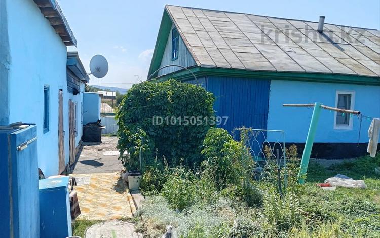 Отдельный дом · 3 комнаты · 50 м² · 10 сот., Дзержинского 58 за 7 млн ₸ в Алтае — фото 2