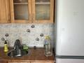 3-бөлмелі пәтер · 61.6 м² · 2/5 қабат, Жукова 10, бағасы: 25 млн ₸ в Уральске, мкр Школьник