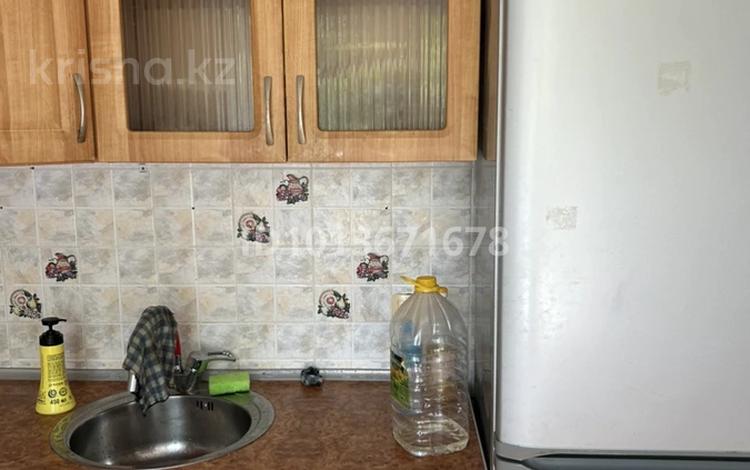 3-бөлмелі пәтер · 61.6 м² · 2/5 қабат, Жукова 10, бағасы: 25 млн ₸ в Уральске, мкр Школьник — фото 2
