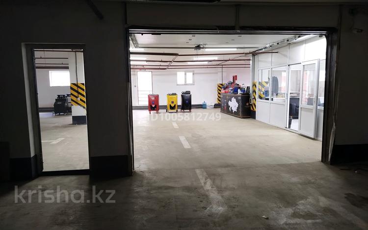 Паркинг · 220 м² · Айнаколь 60/1 — Жумабаева за 750 000 〒 в Астане, Алматы р-н — фото 2