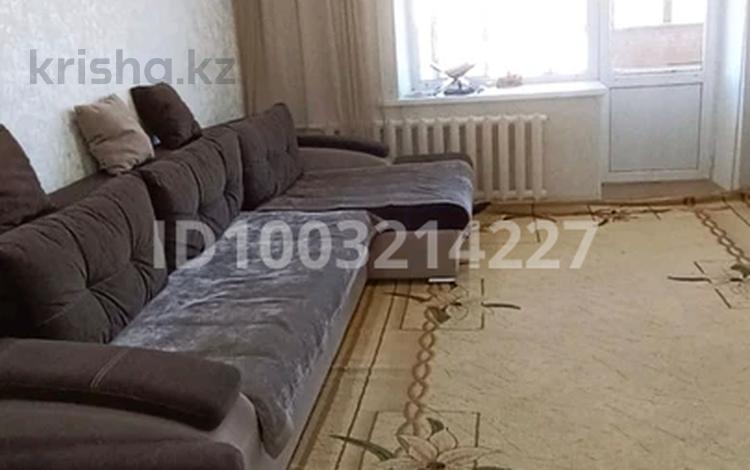 3-комнатная квартира · 63 м² · 5/5 этаж, А.Скоробогатова 67 за 22 млн 〒 в Уральске — фото 2