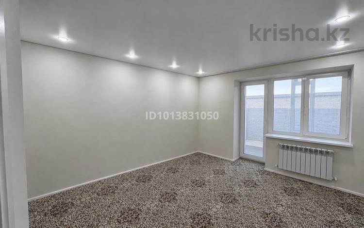 1-комнатная квартира · 49 м² · 2/6 этаж, Желтоксан 1б — Караван за 20 млн ₸ в Уральске — фото 2