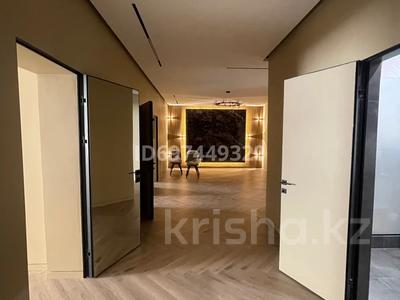 Продажа квартир в Актюбинской обл.: 3-комнатная квартира · 140 м² · 3/5 этаж, мкр. Алтын орда, Тауелсиздик 23Д — Газиза Жубанова за 50 млн 〒 3-комнатная квартира · 140 м² · 3/5 этаж, мкр. Алтын орда, Тауелсиздик 23Д — Газиза Жубанова за 50 млн 〒 в Актобе