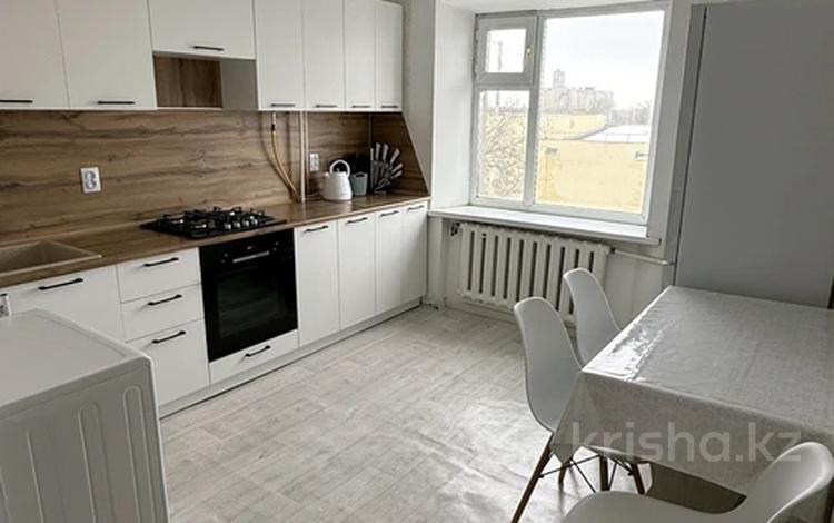 2-комнатная квартира · 52 м², Арыстанова за 13 млн 〒 в Аксае — фото 2