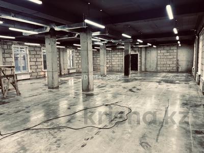 Еркін, кеңселер, дүкендер мен бутиктер, қоғамдық тамақтану орны, сұлулық салондары, фитнес және спорт, медорталықтар мен дәріханалар, білім орталықтары, ойын-сауық, кабинеттер және жұмыс орындары, студиялар · 250 м², бағасы: 1.9 млн ₸ в Алматы, Наурызбайский р-н