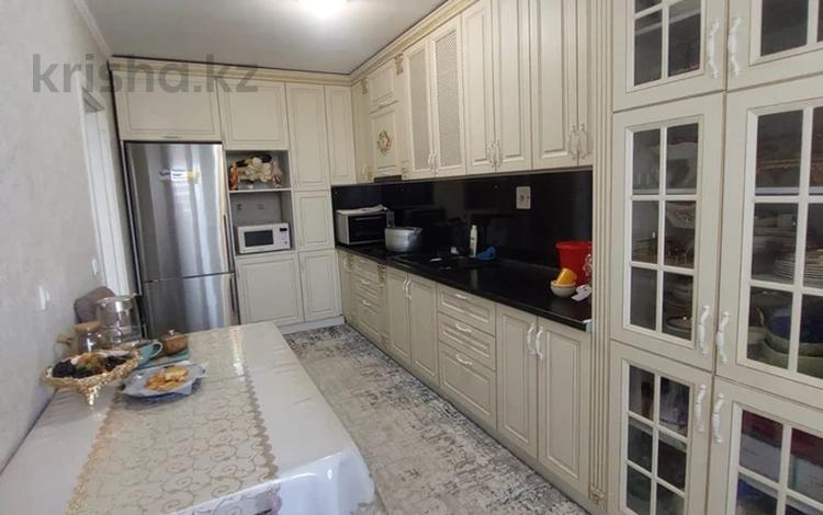 2-комнатная квартира · 63 м² · 8/9 этаж, мкр Аккент 41 за 35 млн ₸ в Алматы, Алатауский р-н — фото 2