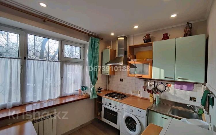 3-комнатная квартира · 74 м² · 1/5 этаж, Досмухаммедова 117 — Абая Досмухаммедова за 350 000 ₸ в Алматы, Алмалинский р-н — фото 2