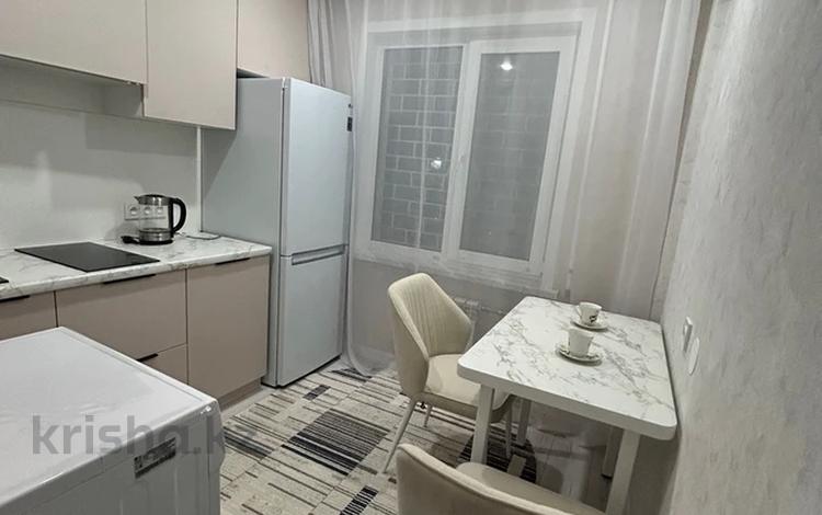 1-бөлмелі пәтер · 45 м² · 1/5 қабат, Севастопольская 7, бағасы: 9 000 ₸ в Усть-Каменогорске — фото 5