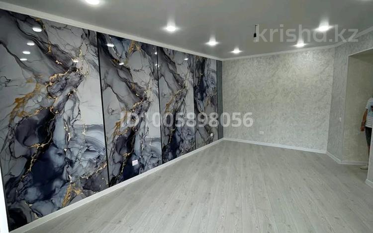 2-бөлмелі пәтер · 54 м² · 3/9 қабат, Набережная Славского 64, бағасы: 37 млн ₸ в Усть-Каменогорске — фото 5