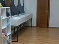 7 бөлме · 250 м² · 2/3 қабат, мкр Шубар, Кабанбай батыр 12 — Международный университет Астаны, напротив цирка, бағасы: 120 000 ₸ в Астане, Есильский р-н — фото 3