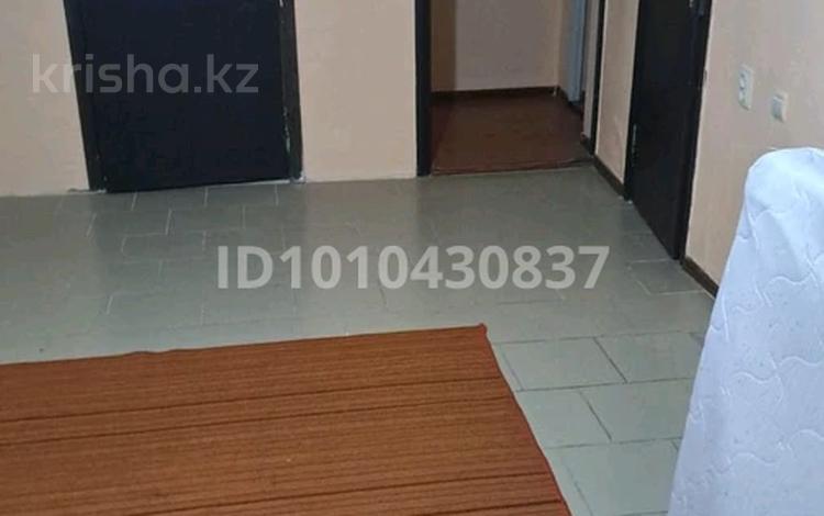 Отдельный дом · 3 комнаты · 105 м², Довженко 44 — Жумабаева за 250 000 ₸ в Алматы, Турксибский р-н — фото 2