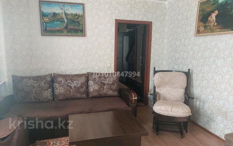 Жеке үй · 5 бөлме · 70 м² · 6 жүзд., Алтынсарина 101 — Р-он Универсама, бағасы: 19 млн ₸ в Рудном — фото 2