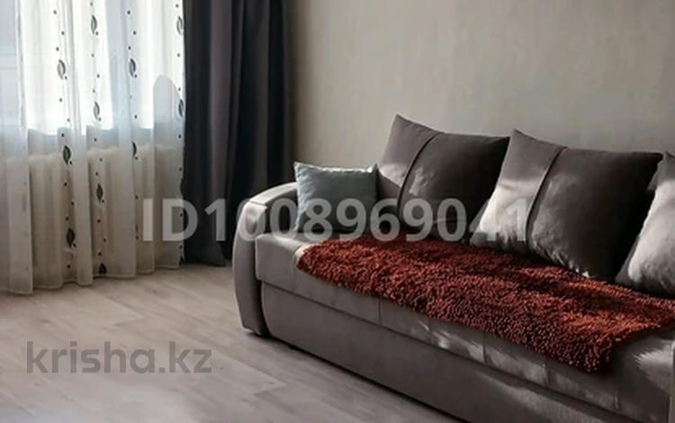 1-комнатная квартира · 36 м² · 2/5 этаж, Букетова 32 — Гор.парк, акимат, казахтелеком за 15 000 ₸ в Петропавловске — фото 2