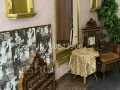 Продажа коммерческой недвижимости в Костанайской обл.: Общепит, бани, гостиницы и зоны отдыха, развлечения · 1000 м² за 195 млн 〒 Общепит, бани, гостиницы и зоны отдыха, развлечения · 1000 м² за 195 млн 〒 в Костанае