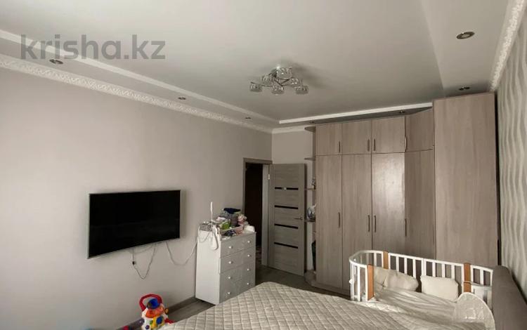2-комнатная квартира, 55 м², 6/9 этаж, Сатпаева за 41.9 млн 〒 в Алматы, Бостандыкский р-н — фото 4