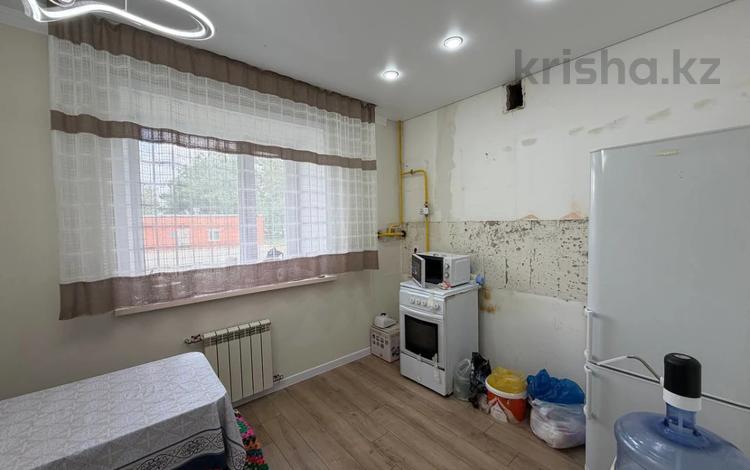 3-комнатная квартира · 84.4 м² · 1/5 этаж, микрорайон Аэропорт 1 за 36.9 млн ₸ в Костанае — фото 2
