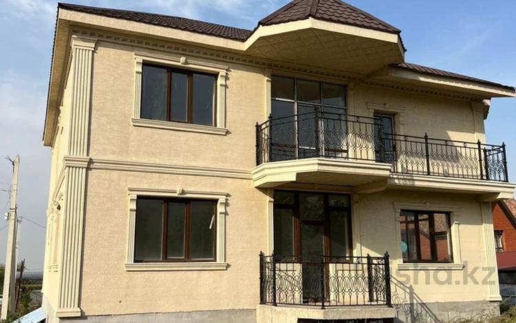 Отдельный дом · 5 комнат · 376 м² · 10 сот., Макатаева 1 за 152 млн ₸ в Талгаре — фото 2