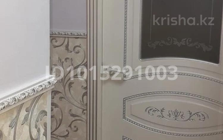 1-комнатная квартира · 45 м² · 2/5 этаж, 4мкр 7 за 10 000 ₸ в Атырау, мкр Авангард-4 — фото 2